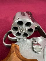 S&W 686 No Dash Silhouette 357 Mag Combat Grips 6 Inch Barrel - 9 of 14