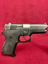 Smith & Wesson S&W Model 469 in 9mm Great Conceal Carry - 2 of 9