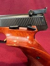 Browning Medalist in Case with all Accessories ANIC - 5 of 15