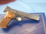 Smith & Wesson Model 41 Pistol - 4 of 14