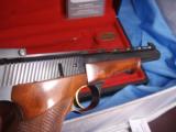 Browning Medalist Pistol w/Case - 5 of 15
