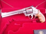S&W Model 629 Magna Classic Revolver - 4 of 15