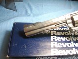 Smith & Wesson Model 686-4 Silhouette .357 Mag. w/6" Barrel NIB - 2 of 13
