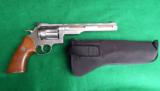 DAN WESSON .357 MAXIMUM - THE HOTTEST PRODUCTION 38 EVER MADE - 1 of 3