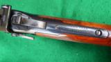 WINCHESTER 1886 DELUXE TD 45-70 EXTRA LT WT IN NEAR MUSEUM CONDITION WITH MANY SPECIAL FEATURES
- 6 of 11
