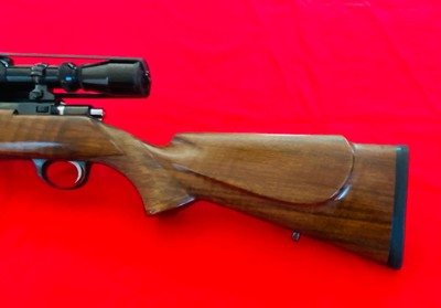 Sako L461 Vixen with exceptional wood and exceptional condition in 222 caliber.The Scope and rings are not included. - Image 9 of 13