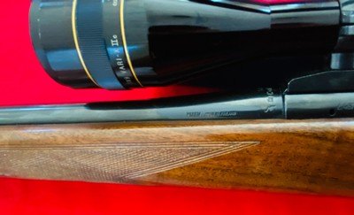 Sako L461 Vixen with exceptional wood and exceptional condition in 222 caliber.The Scope and rings are not included. - Image 12 of 13
