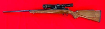 Sako L461 Vixen with exceptional wood and exceptional condition in 222 caliber.The Scope and rings are not included. - Image 2 of 13