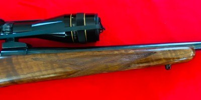 Sako L461 Vixen with exceptional wood and exceptional condition in 222 caliber.The Scope and rings are not included. - Image 4 of 13
