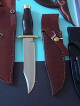 WILLIAM F. "BILL" MORAN,Jr. M-4 COMBAT MODEL1959 FANCY FILE WORK ON DOUBLE BRASS GUARD BRAZILIAN ROSEWOOD HANDLE - 2 of 3