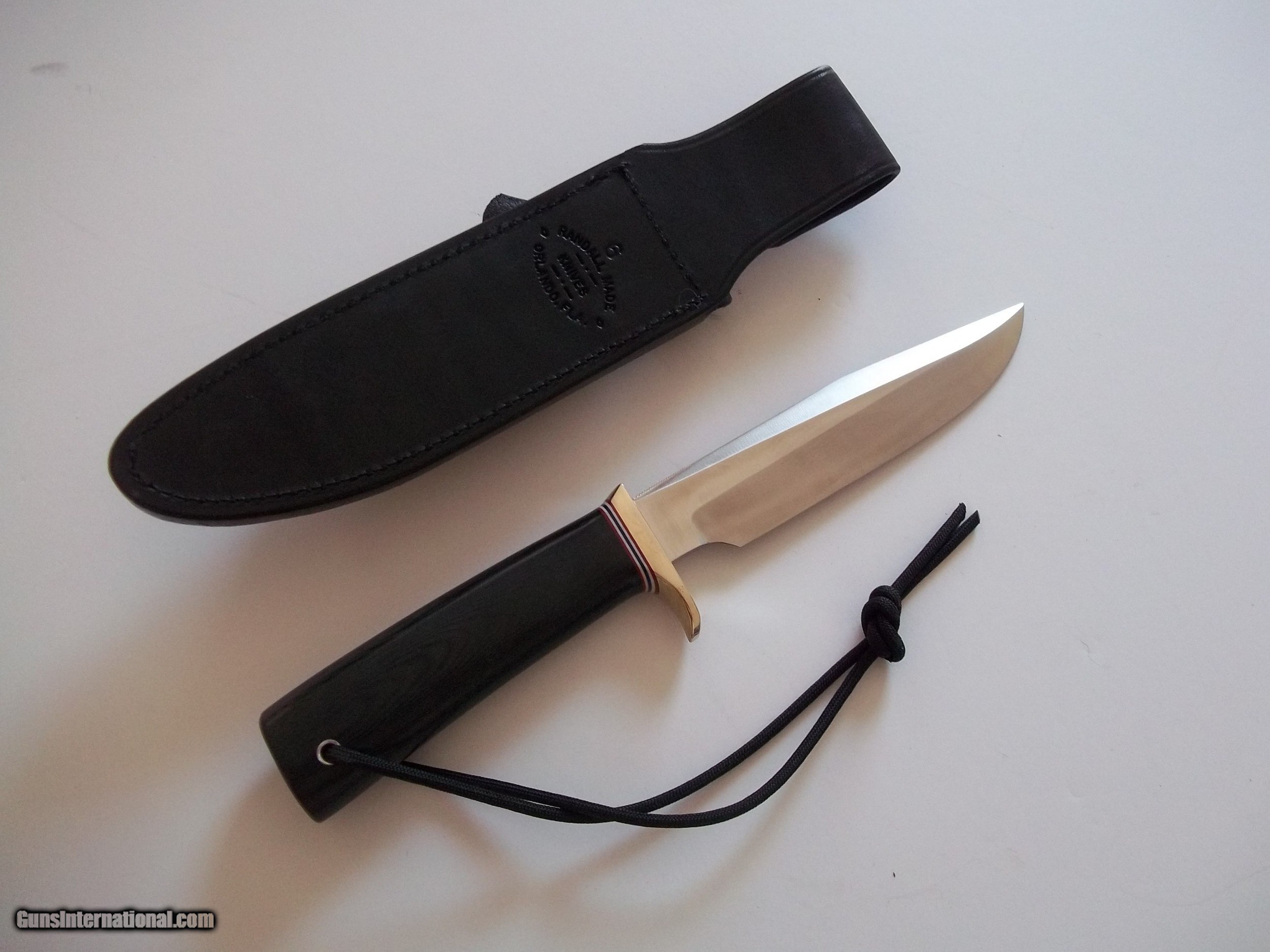 https://images.gunsinternational.com/listings_sub/acc_49660/gi_101498597/Randall-Model-3-5inch-Hunter-and-Randall-Model-5-Trail-and-Camp-Knife-Two-exquisite-pieces-from-the_101498597_49660_B4CAA8C621817892.JPG