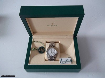 Brand new late December 2019, Rolex men's 36mm Oyster Perpetual DATEJUST Model 126200 watch, in oystersteel with the 62800 Jubillee Bracelet Mint - Image 1 of 3