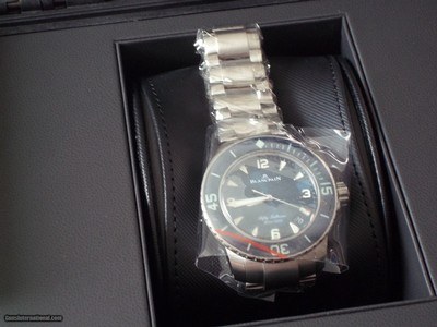 Blancpain Diver's watch No. 5015 12B40 98B FF BRUSHED ALL TITANIUM CASE BLUE DIAL DATE ALL TITANIUM STRAP/BRACELET-Brand New-Unworn-Unsized - Image 2 of 10