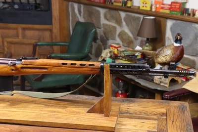 Excellent Soviet WWII SVT-40 Izhevsk 1941 - Image 4 of 15