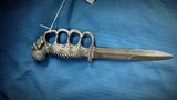 KNIFE WW2
E.W. STONE PIG NOSED SCULL FIGHTING KNIFE - 4 of 4