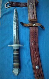 WW2 THEATER MADE FIGHTING KNIFE WITH LEATHER TOOLED SHEATH - 7 of 11