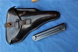 LUGER WW2 POLICE BANNER MARKED 1941 - EAGLE L - WITH MATCHING NUMBER MAG AND 1941 DATED POLICE MARKED HOLSTER - 13 of 15