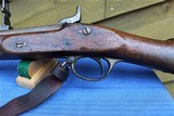 ENFIELD MUSKET DATED 1859 - TEXT BOOK ORIGINAL EXAMPLE - WITH ORIGINAL LEATHER SLING MARKED S. ISAAC CAMBELL CO. ENGLAND. - 5 of 15