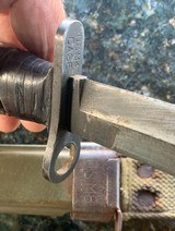 Winchester M1 Carbine Text Book WW2 - 3 of 15