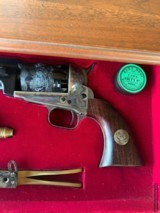 COLT 1876- 1976 BI-CENTTENIAL GUN SET - COLT PYTON - COLT SAA AND COLT DRAGOON - MINT CONDITION ! - 15 of 17