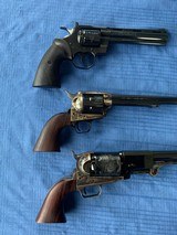 COLT 1876- 1976 BI-CENTTENIAL GUN SET - COLT PYTON - COLT SAA AND COLT DRAGOON - MINT CONDITION ! - 4 of 17