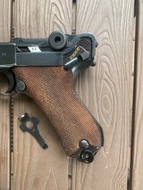 LUGER P08 WW2 1942 with original holster and tool - 4 of 15