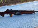 JOHNSON AUTOMATIC RIFLE U.S.M.C. FAVORITE in WW2 - 10 of 25