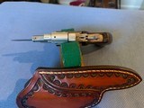 NORTH AMERICAN KNIFE & REVOLVER 22 MAGNUM CALIBER - 6 of 17