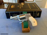 CASULL SPECIAL EDITION 22 MAGNUM REVOLVER with BOOK SAFE and SIGNED Original by DICK CASULL-MAKER - 5 of 16