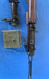 INLAND M1 PARATROOPER CARBINE TEXT BOOK WW2 - 19 of 25