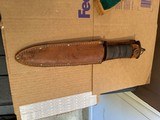 WW2 ORIGINAL E. G. WATERMAN FIGHTING KNIFE - 2 of 11