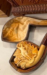 Antique Carved Pipes with cases - 2 of 7