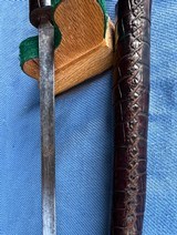AMERICAN SWORD CANE - ALLIGATOR SKIN - w/ DECORATED SWORD BLADE - 12 of 23
