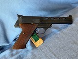 HIGH STANDARD “ VICTOR “ Original Slant Grip Model - 4 of 15