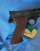 HIGH STANDARD “ VICTOR “ Original Slant Grip Model - 7 of 15