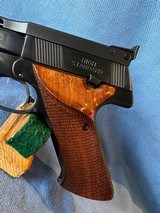HIGH STANDARD “ VICTOR “ Original Slant Grip Model - 5 of 15