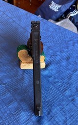 HIGH STANDARD “ VICTOR “ Original Slant Grip Model - 11 of 15