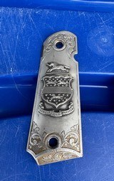 COLT 1911 Grips -COLT CUSTOM SHOP- - 5 of 9