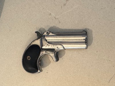 REMINGTON DERRINGER 41 cal. ANTIQUE