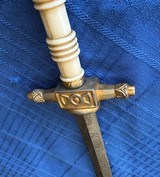 PRESENTATION NAVAL OFFICERS DAGGER - 8 of 8