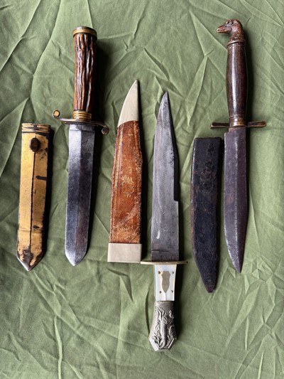 “ WANTED ANTIQUE BOWIE KNIVES “ - Image 2 of 2