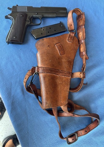 Remington Rand 1911A1 w/ U.S.M.C. Marked Shoulder Holster - Image 3 of 12