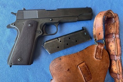 Remington Rand 1911A1 w/ U.S.M.C. Marked Shoulder Holster - Image 2 of 12