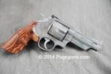 Smith & Wesson 629-1 Custom Engraved - 1 of 6