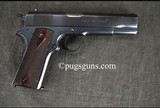 Colt 1911 Government - 1 of 6