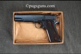 Colt
1911 Government - 7 of 8