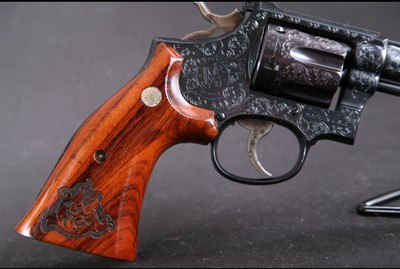 Smith & Wesson K22 Custom Engraved - Image 5 of 8