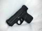 Smith & Wesson M&P Shield .40 S&W Pistol - 6 of 11