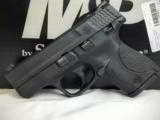 Smith & Wesson M&P Shield .40 S&W Pistol - 3 of 11