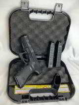 GLOCK 22 .40 Caliber Safe-Action Pistol - 2 of 9